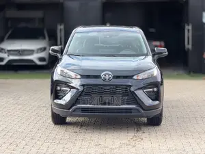 Toyota RAV4 XLE AWD 2024 Black