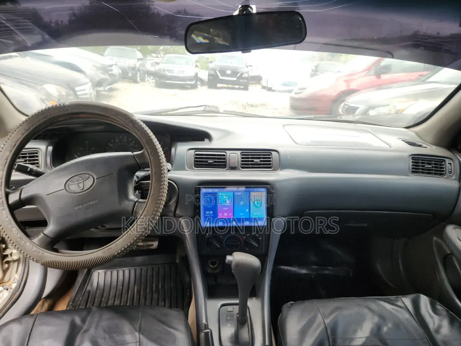 Toyota Camry 2000 Gold