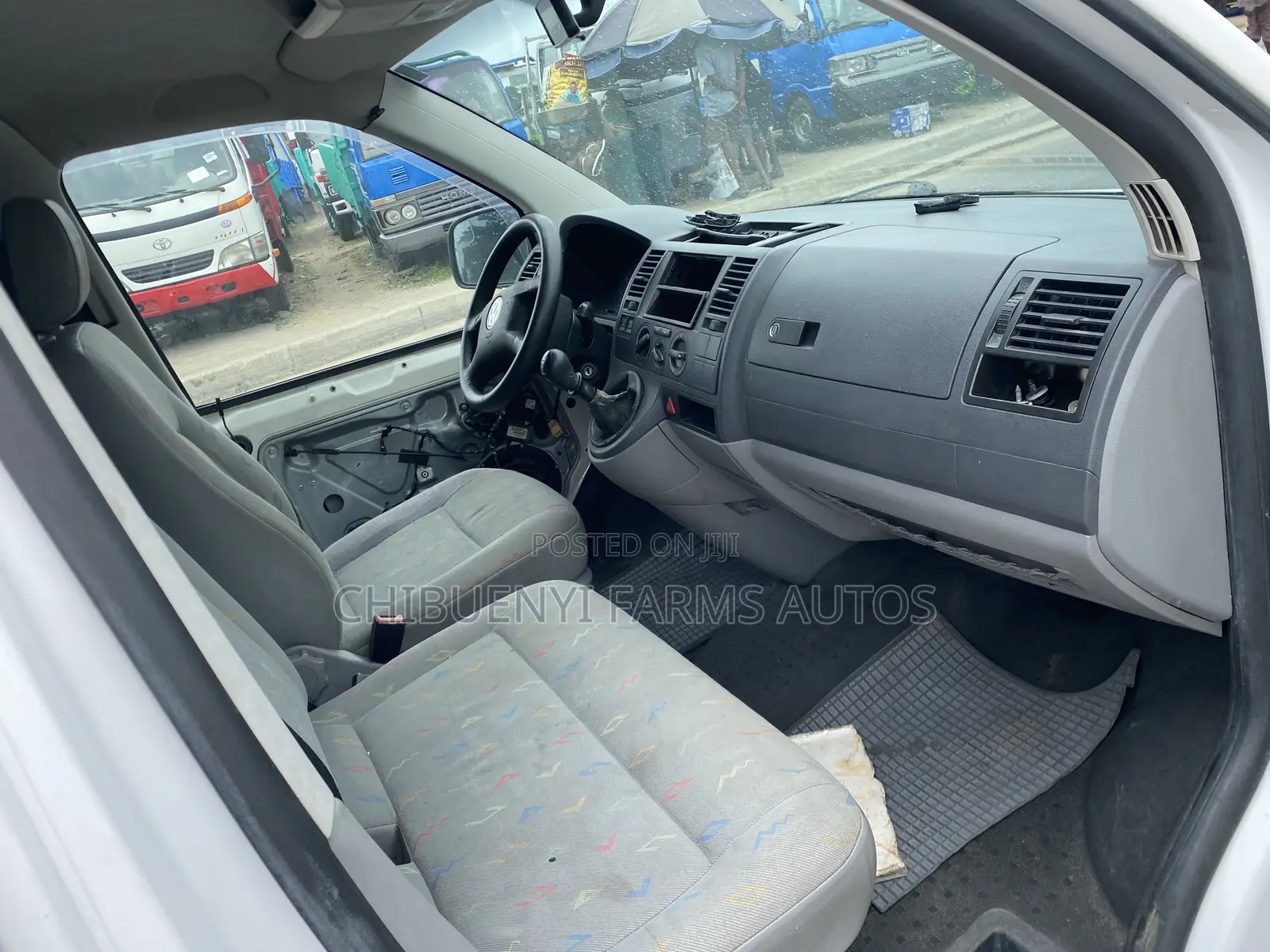 Volkswagen Transporter 2012 White