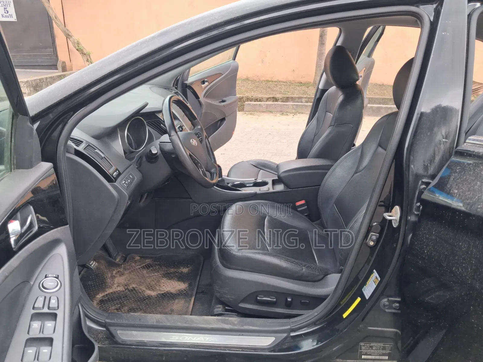 Hyundai Sonata 2011 Black