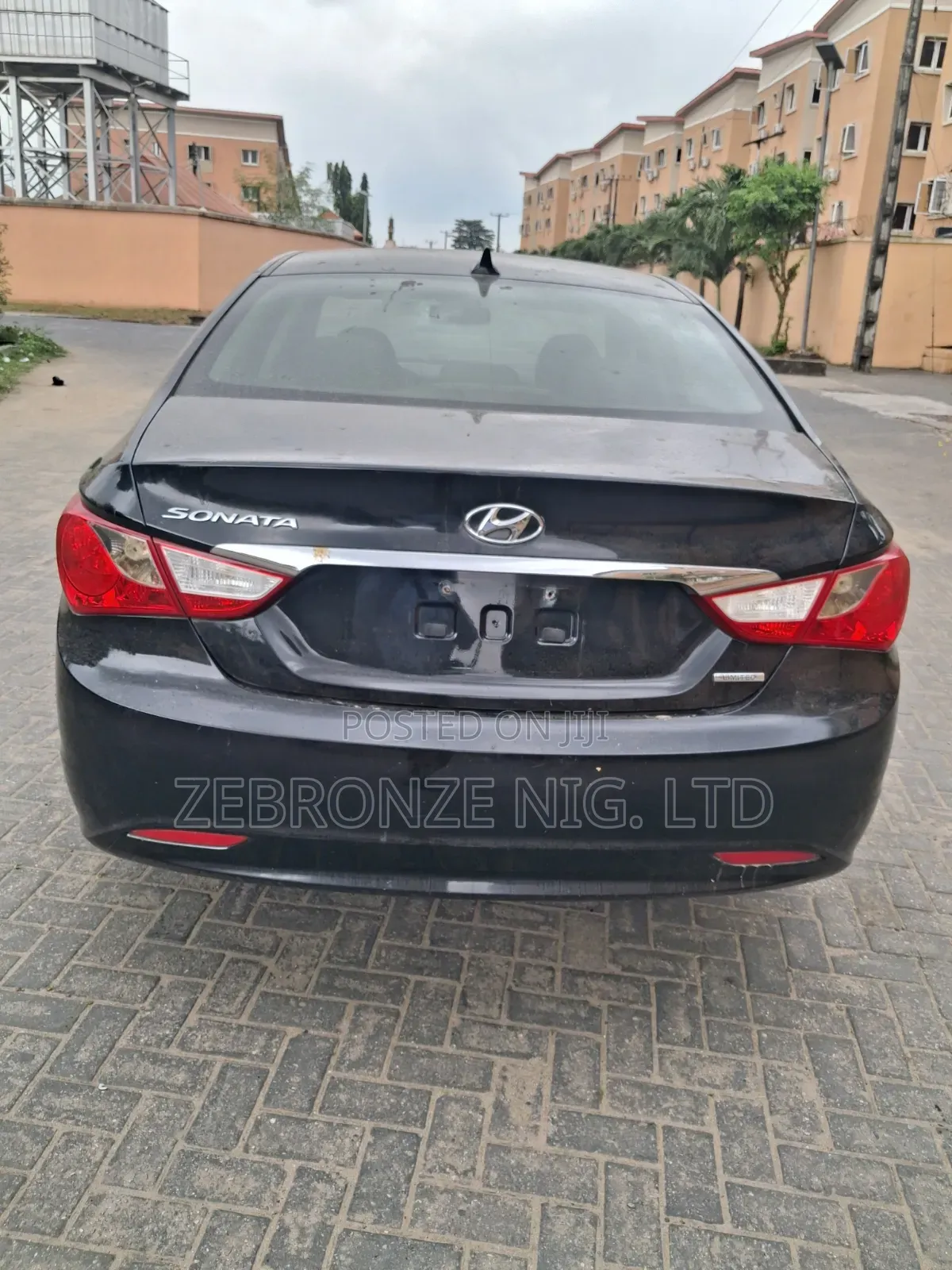 Hyundai Sonata 2011 Black