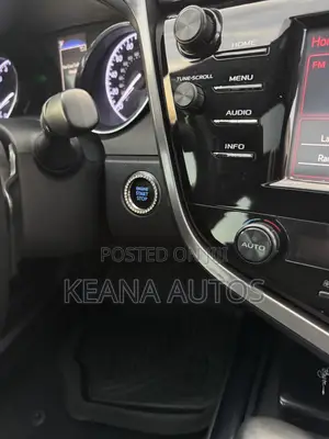 Toyota Camry SE (2.5L 4cyl 8A) 2019 Red