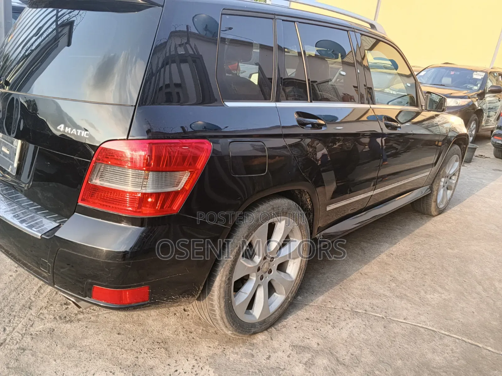 Mercedes-Benz GLK-Class 2010 Black