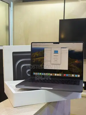 Laptop Apple MacBook Pro 2024 M3 8GB Apple M3 SSD 512GB