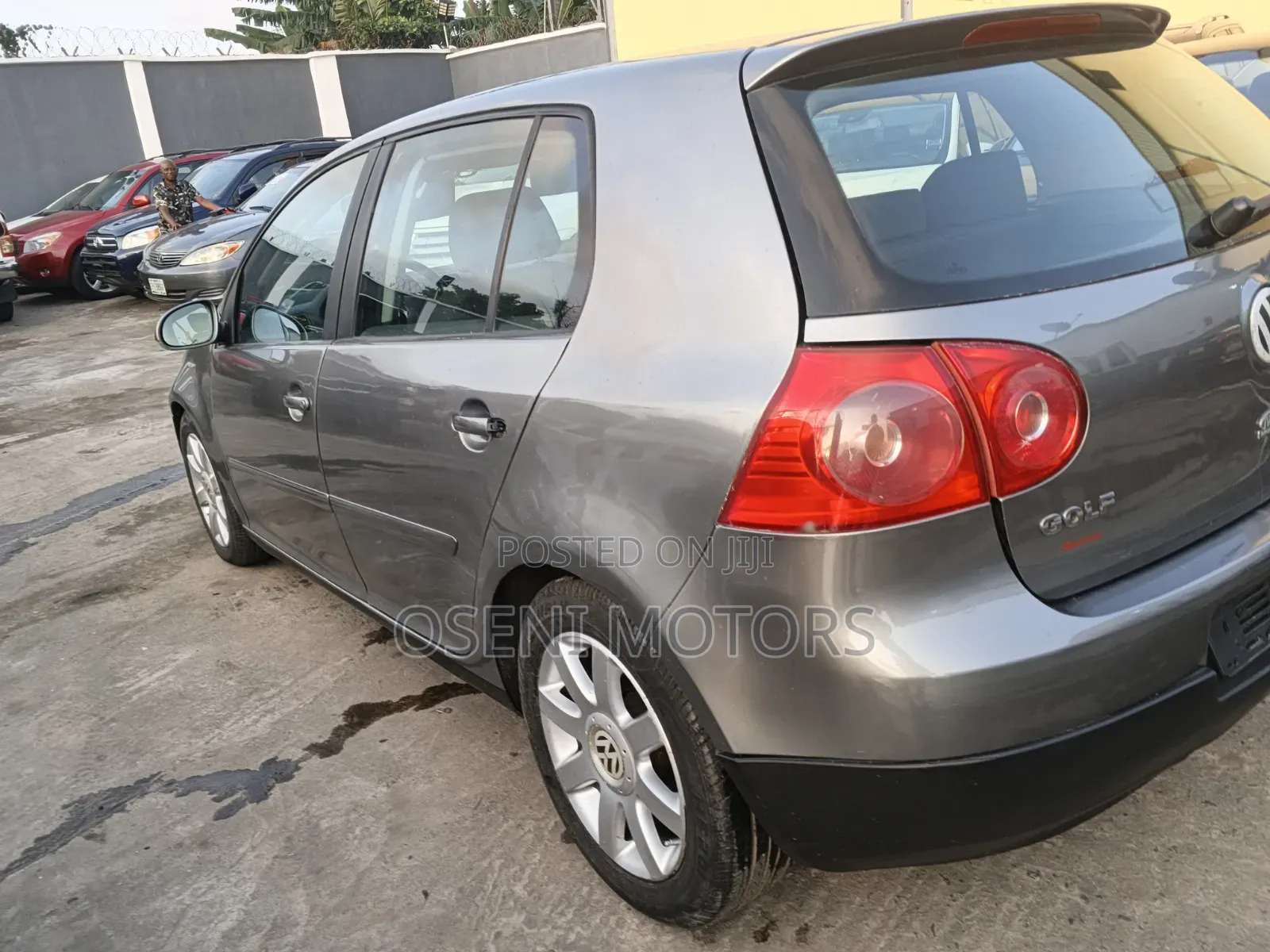 Volkswagen Golf 2005 Gray