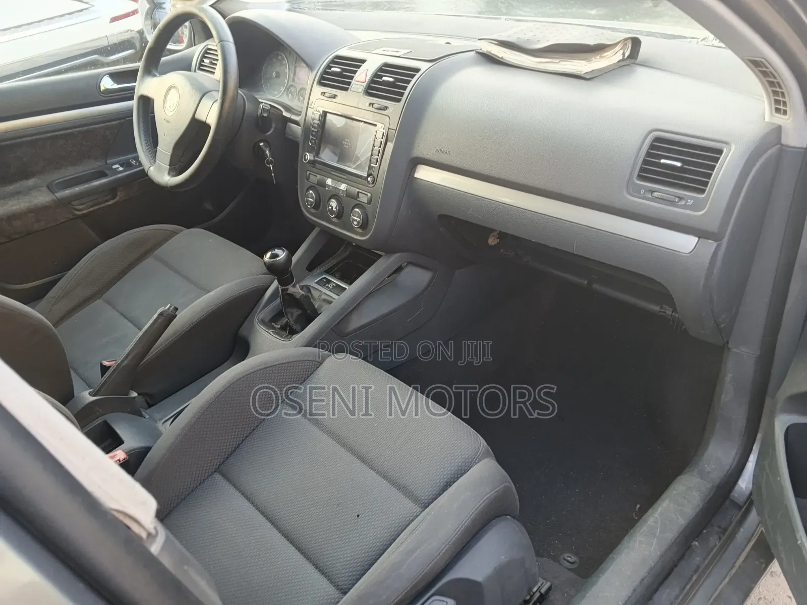 Volkswagen Golf 2005 Gray