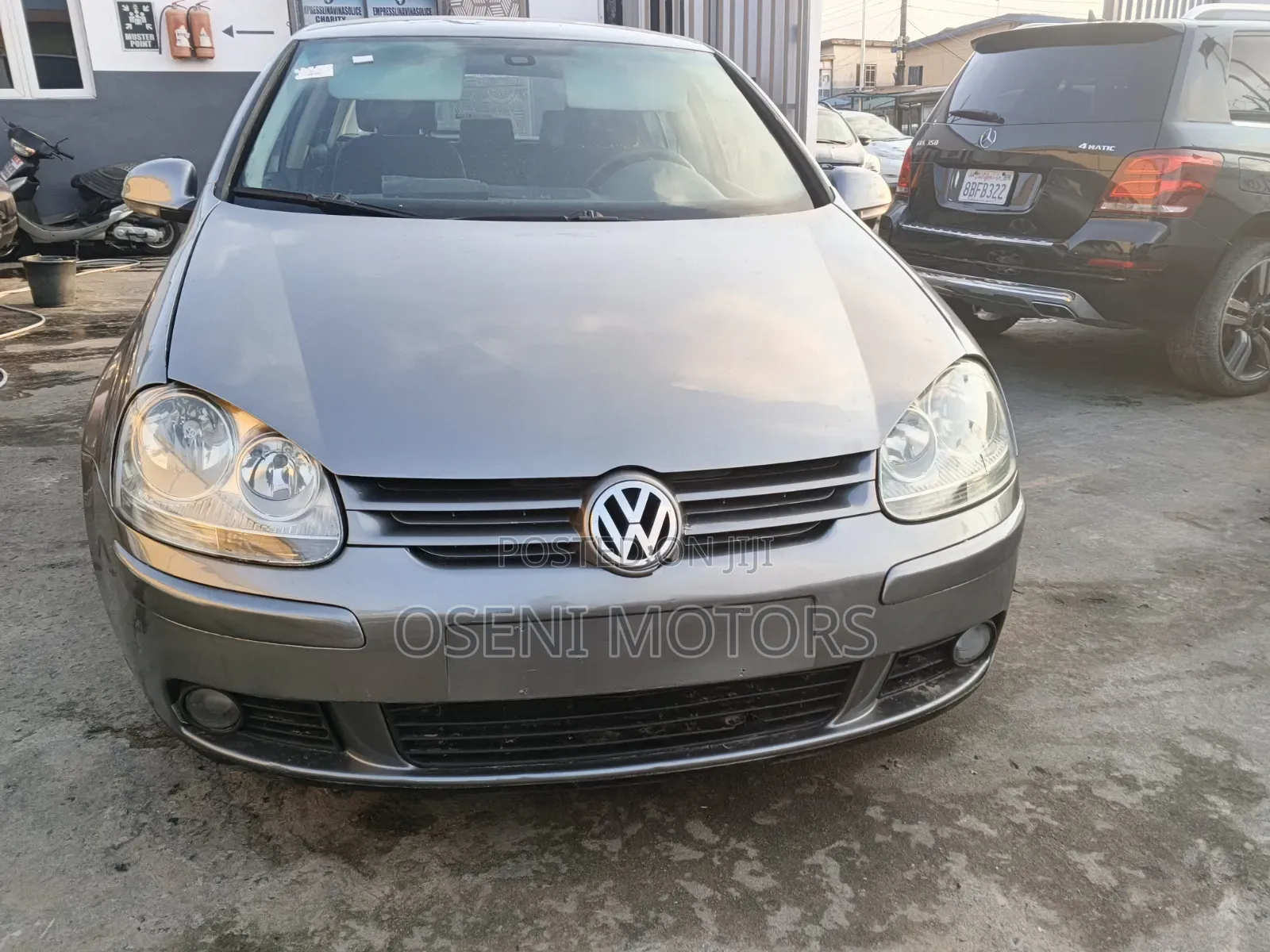 Volkswagen Golf 2005 Gray