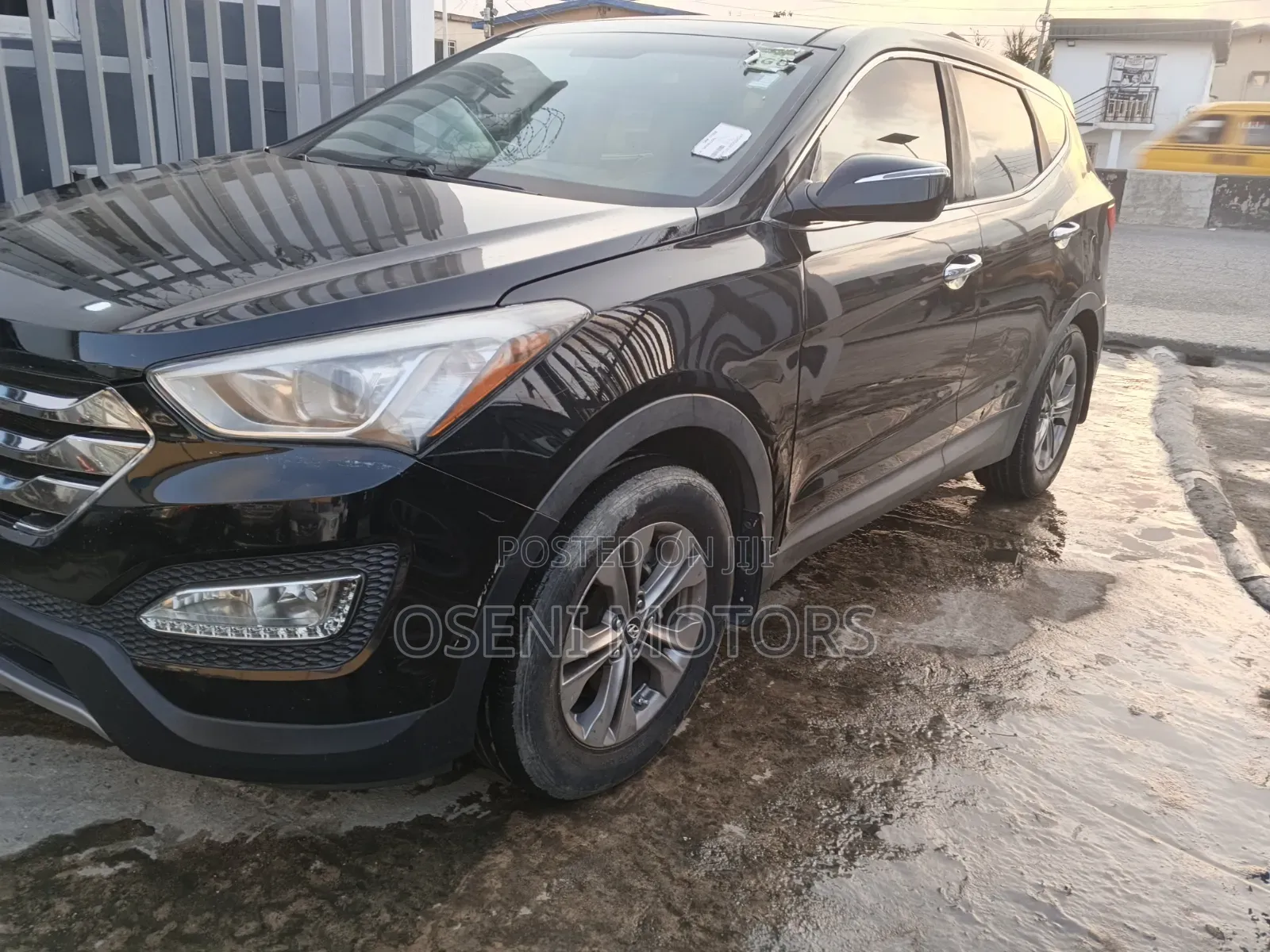Hyundai Santa Fe 2013 Black