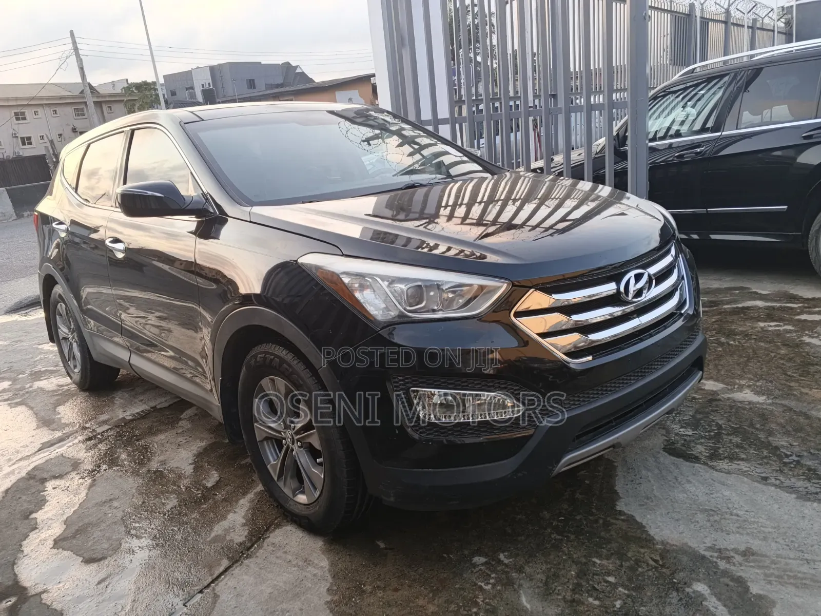 Hyundai Santa Fe 2013 Black