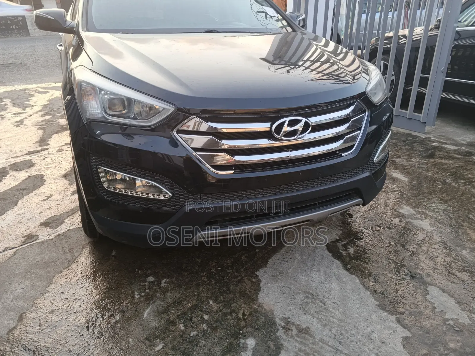 Hyundai Santa Fe 2013 Black