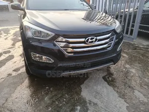 Hyundai Santa Fe 2013 Black