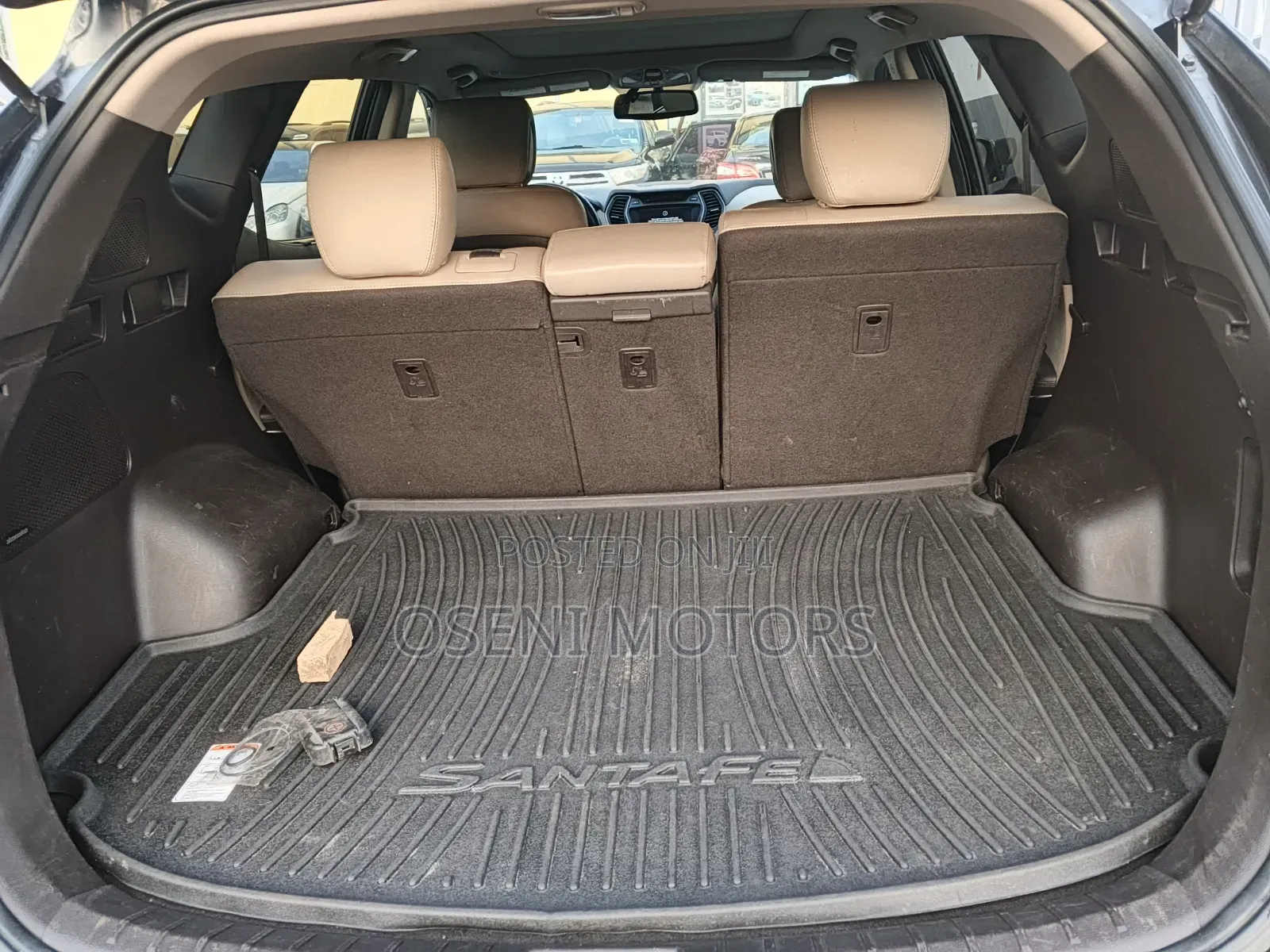 Hyundai Santa Fe 2013 Black