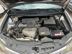 Toyota Camry SE 4dr Sedan (2.5L 4cyl 6A) 2013 Silver