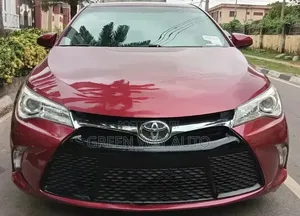 Toyota Camry SE 4dr Sedan (2.5L 4cyl 6A) 2015 Red