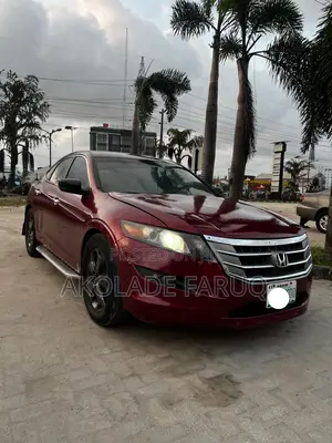 Honda Crosstour 2011 Red