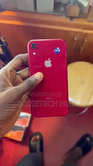 Apple iPhone XR 128 GB Red