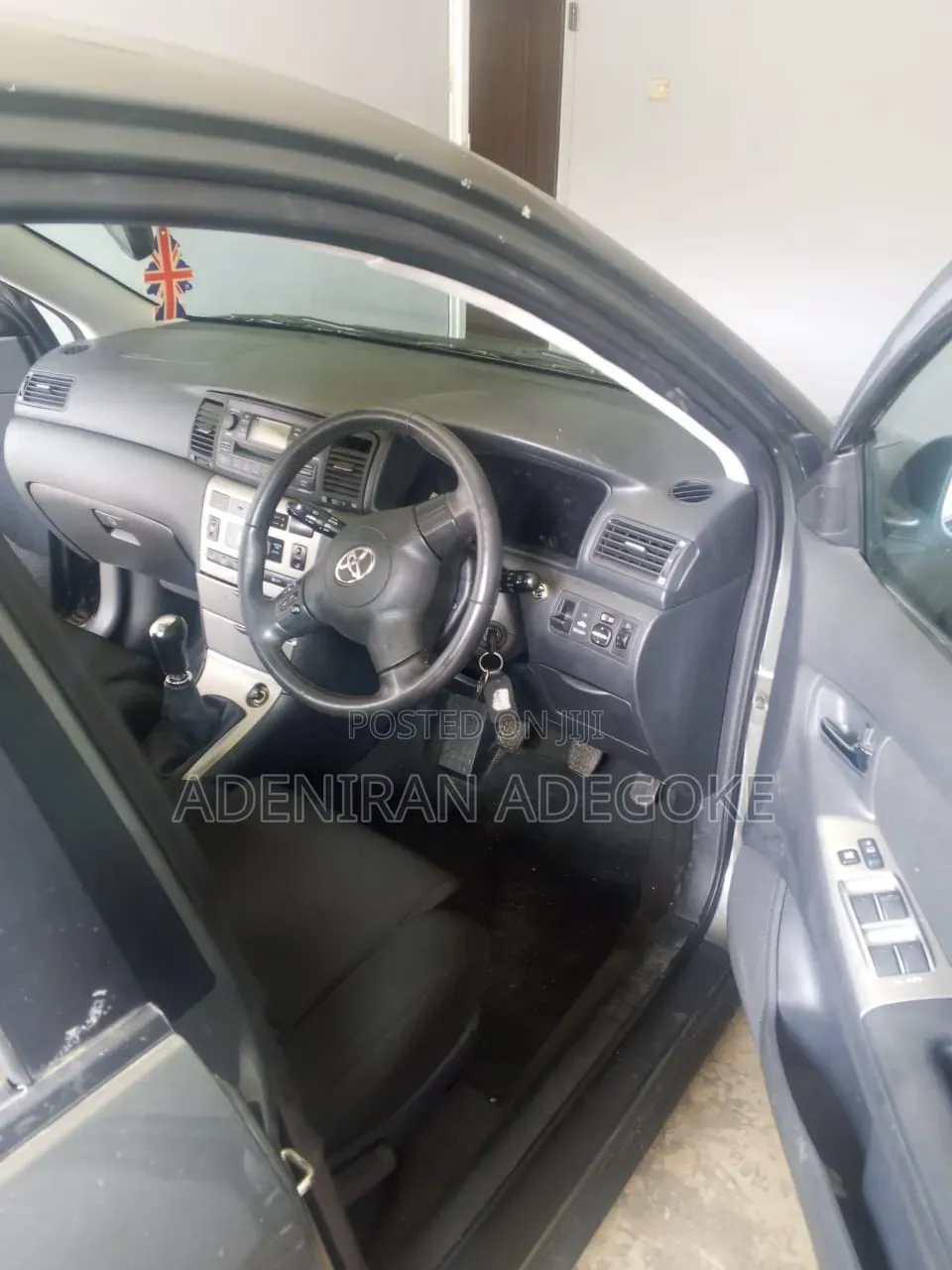 Toyota Corolla 2005 Gray