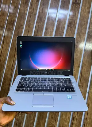 Laptop HP EliteBook 840 G3 8GB Intel Core i5 HDD+SSD 256GB