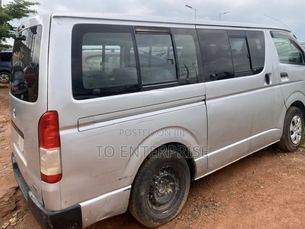 Toyota HiAce 2012 Grey
