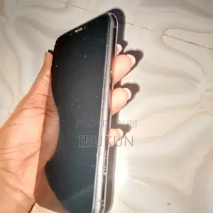 Apple iPhone 11 64 GB Black
