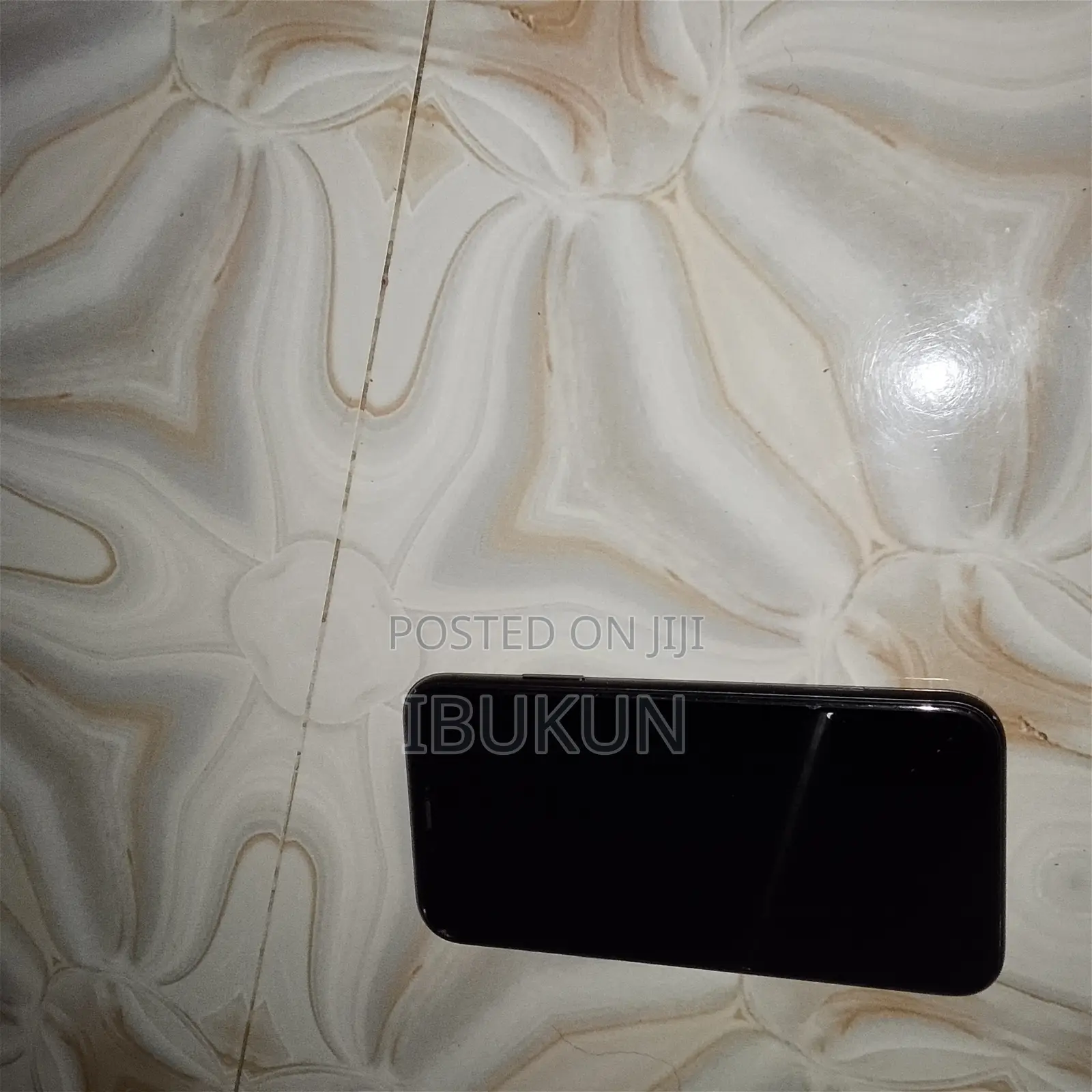 Apple iPhone 11 64 GB Black