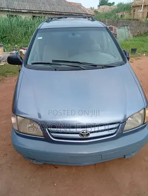 Toyota Sienna 2002 Green