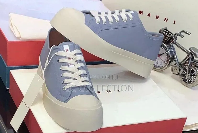 Top Quality Sneaker