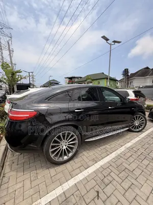 Mercedes-Benz GLE-Class AMG GLE 43 4MATIC 2017 Black