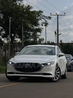 Mazda 3 2021 White