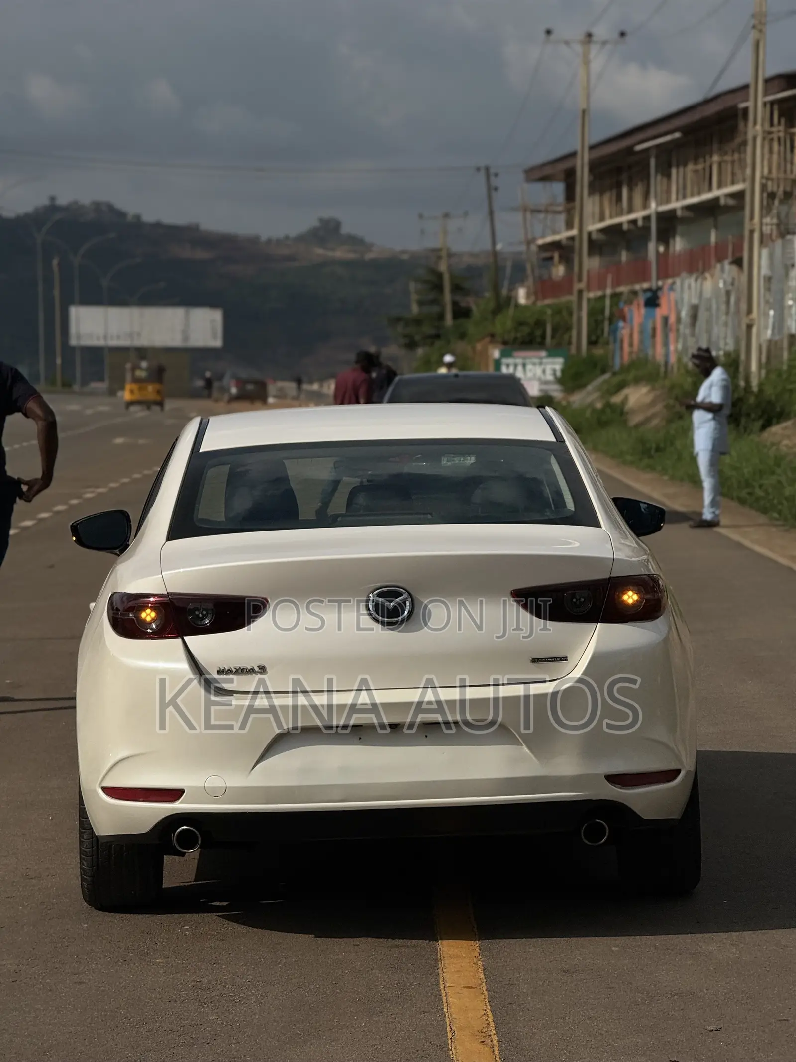 Mazda 3 2021 White