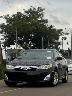 Toyota Camry LE 4dr Sedan (2.5L 4cyl 6A) 2013 Black