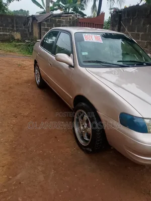 Toyota Corolla 2001 Beige