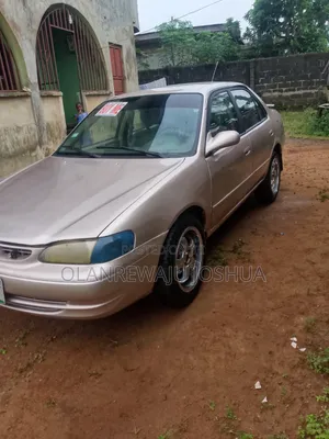 Toyota Corolla 2001 Beige