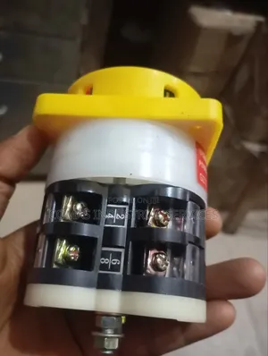 OPAS 16A Changeover Switch - 1-0-2
