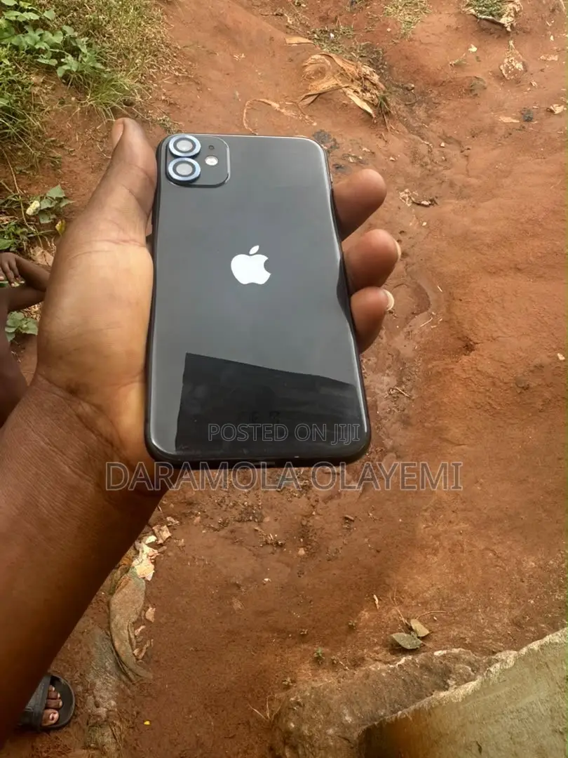 Apple iPhone 11 128 GB Black