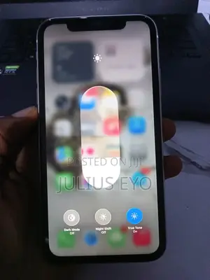 Apple iPhone 11 128 GB White