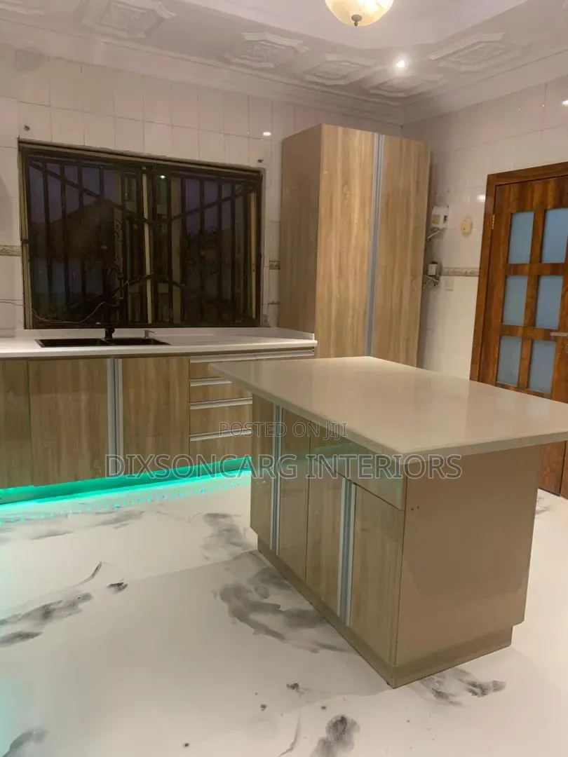 Kitchen Cabinet
