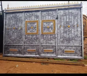 Readymade Slick Design Rolling Gate Available for Sale