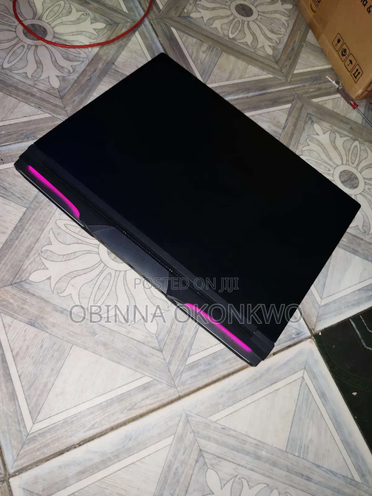 Laptop Clevo 32GB Intel Core Ultra 9 SSD 2T