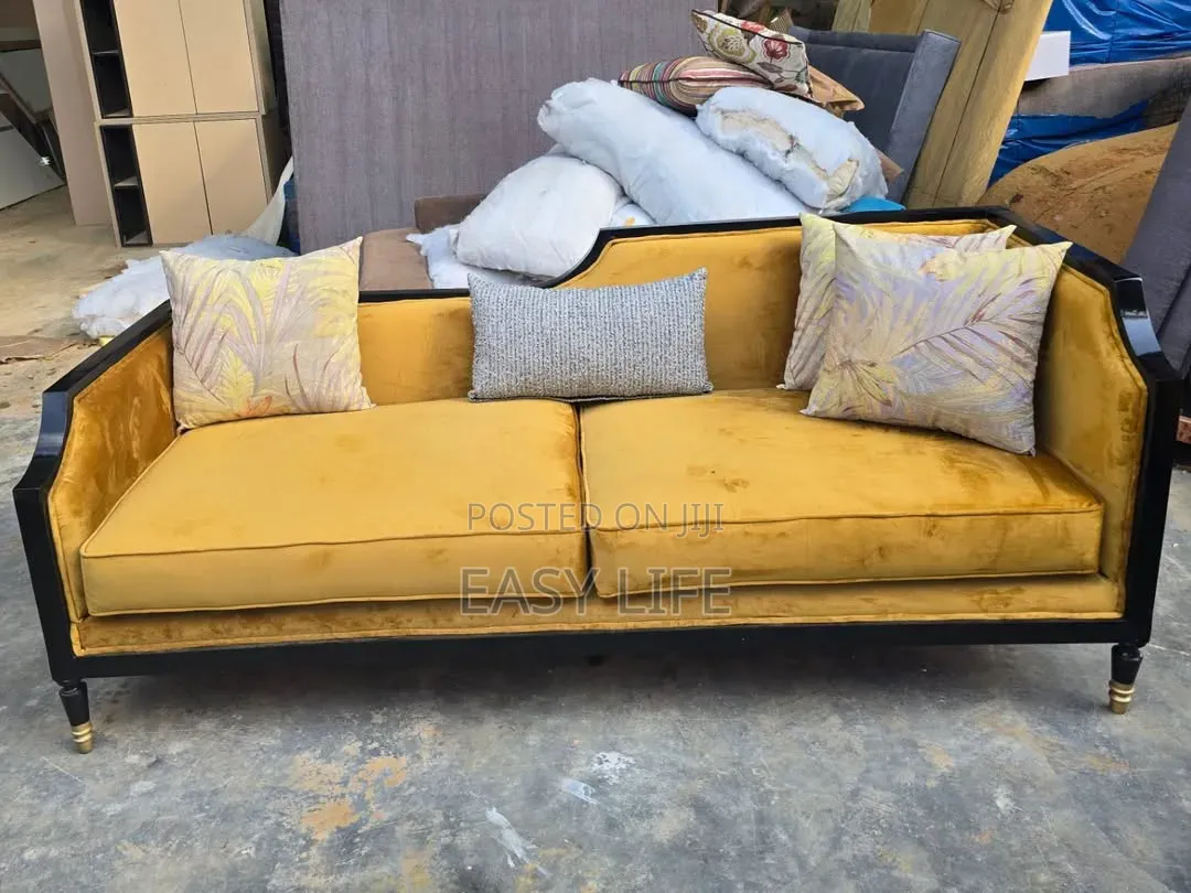 Complete Set of Chairs 0070