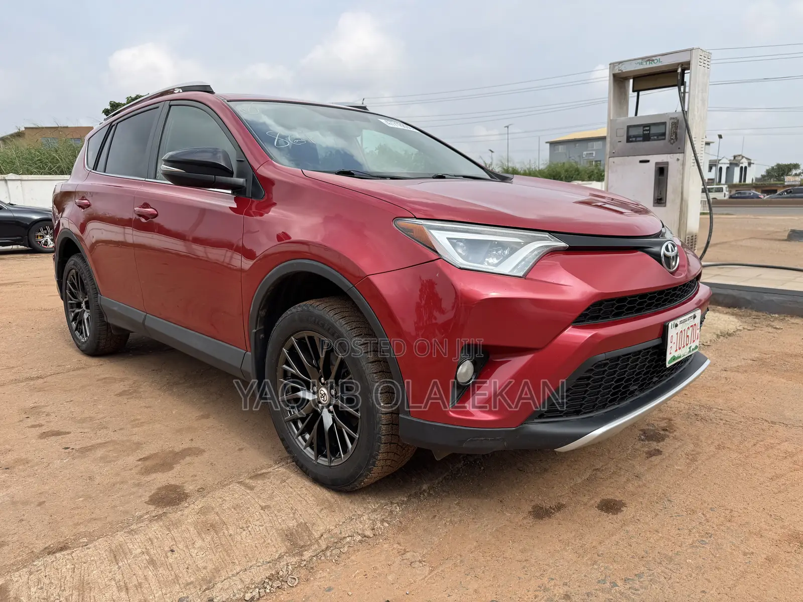 Toyota RAV4 2016 Maroon