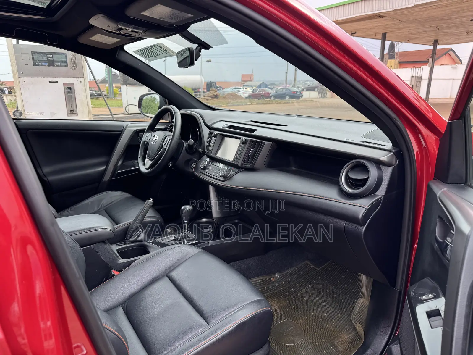 Toyota RAV4 2016 Maroon