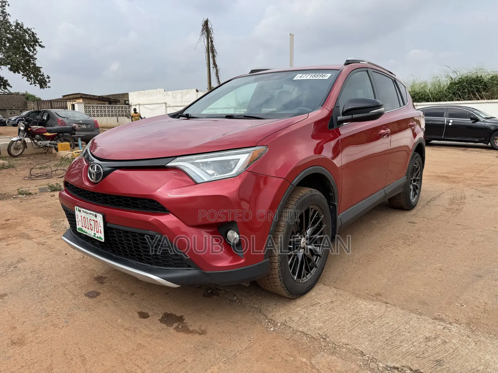 Toyota RAV4 2016 Maroon