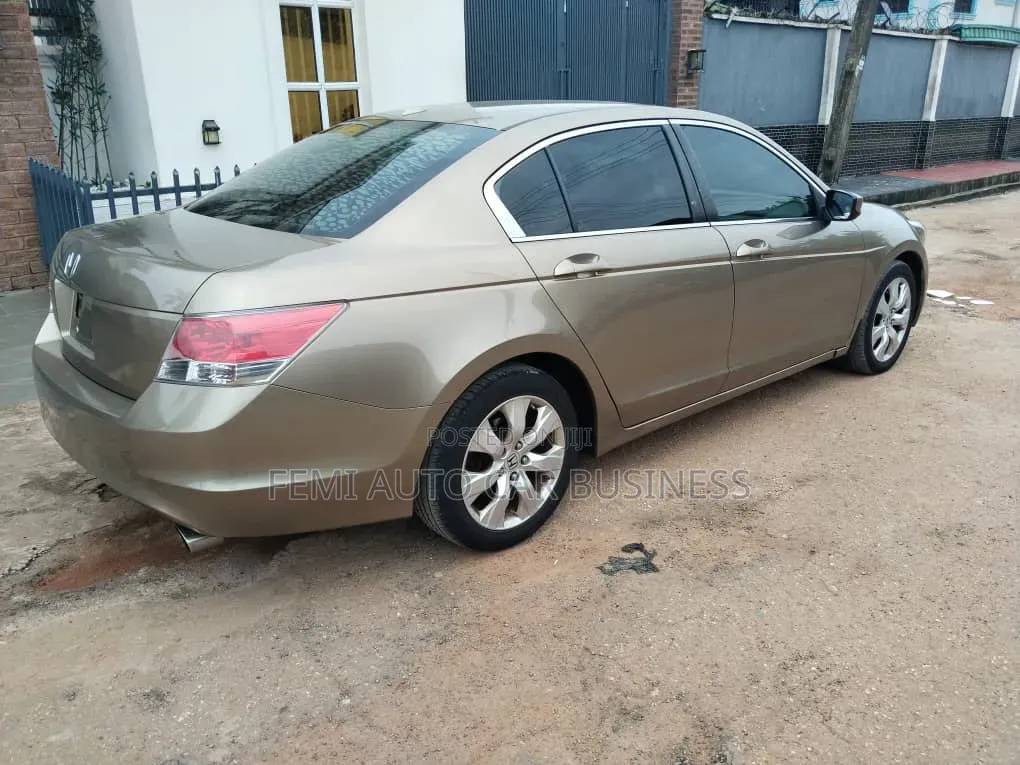 Honda Accord 2008 Gold