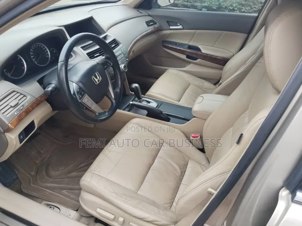 Honda Accord 2008 Gold