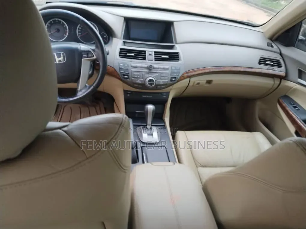Honda Accord 2008 Gold