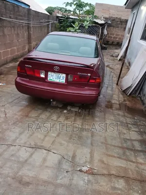 Toyota Camry 2011