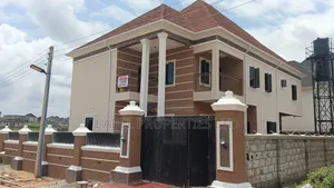 4bdrm Duplex in Paris Luxury Homes, Sabon Lugbe for rent