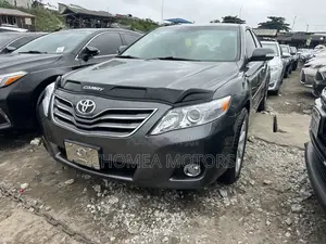 Toyota Camry 2008 Gray