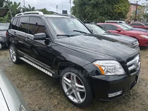 Mercedes-Benz GLK-Class 2012 Black
